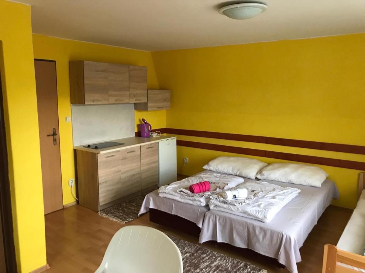Apartmány Ingrid Bešeňová Exteriér fotografie